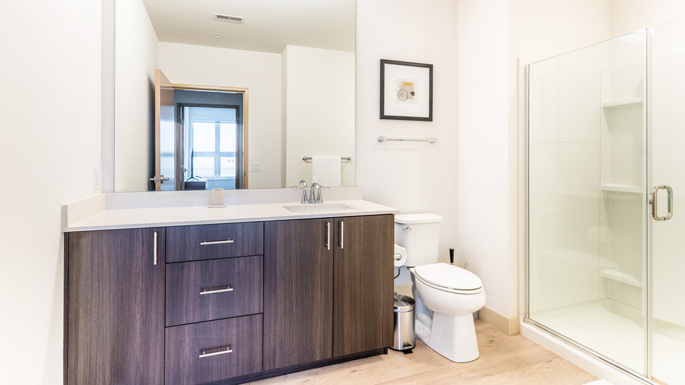 Rent The Corners of Brookfield Apartments 507 in Brookfield, WI Landing